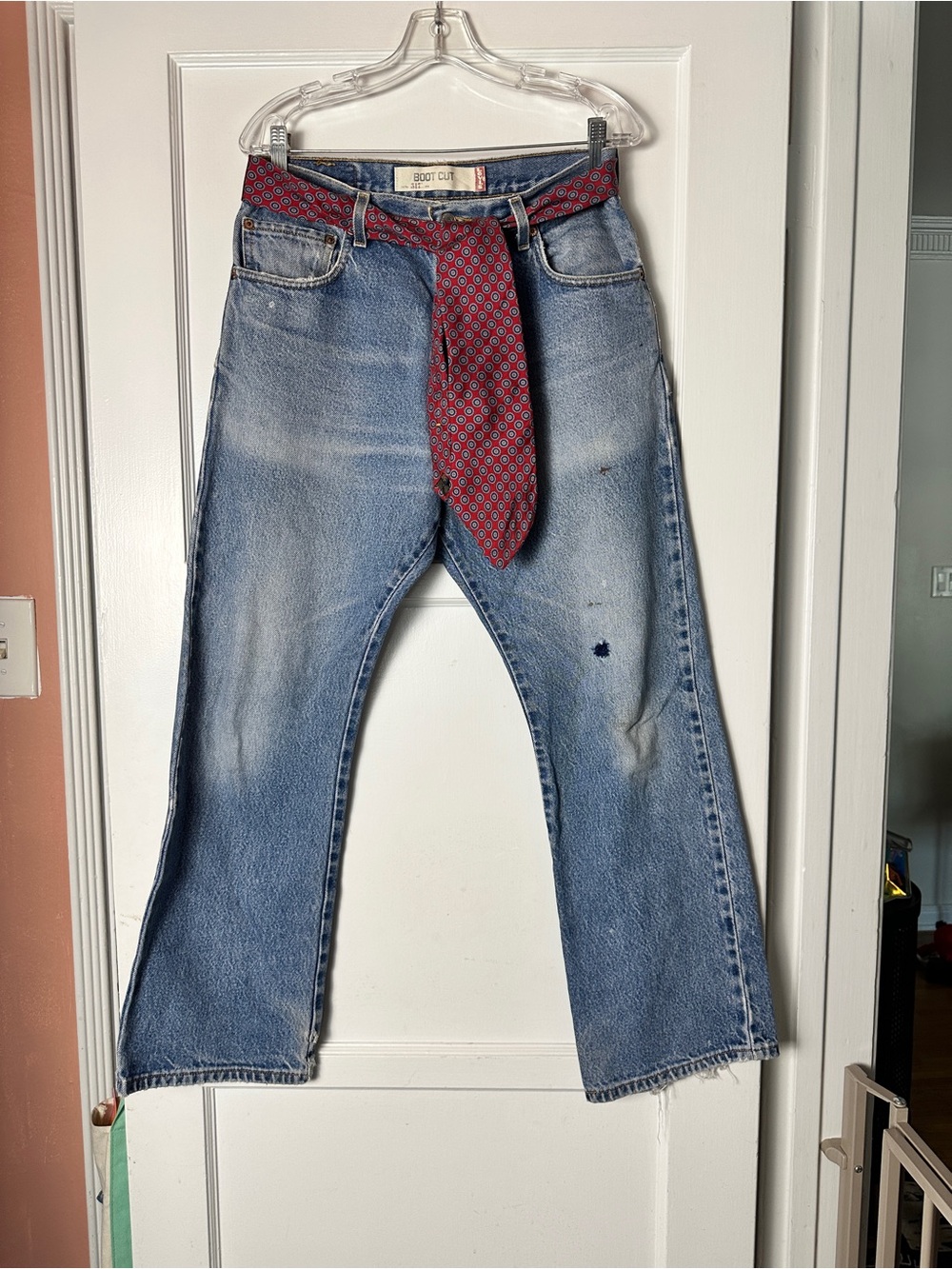 Vintage 517 Boot Cut Light Blue Men’s Jeans with Silk Tie Belt